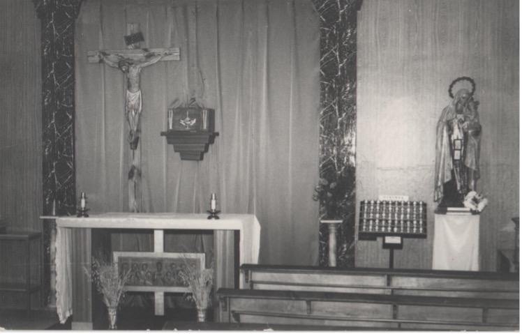 Primer altar en Carolina Coronado